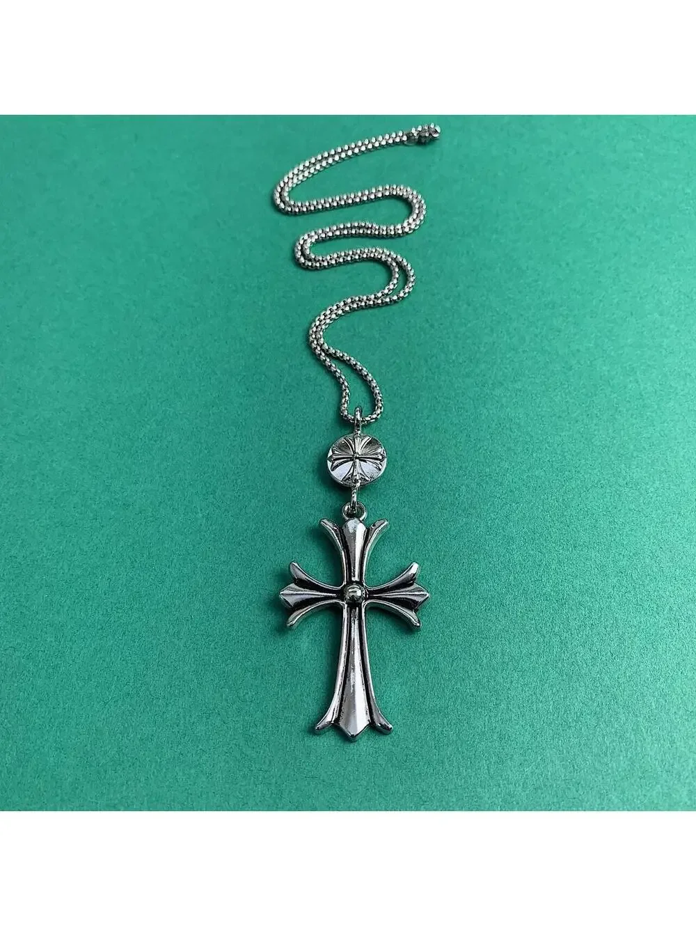 Cyber 2000s y2k grunge punk opium cross pendant style necklace. Cool design. Nic